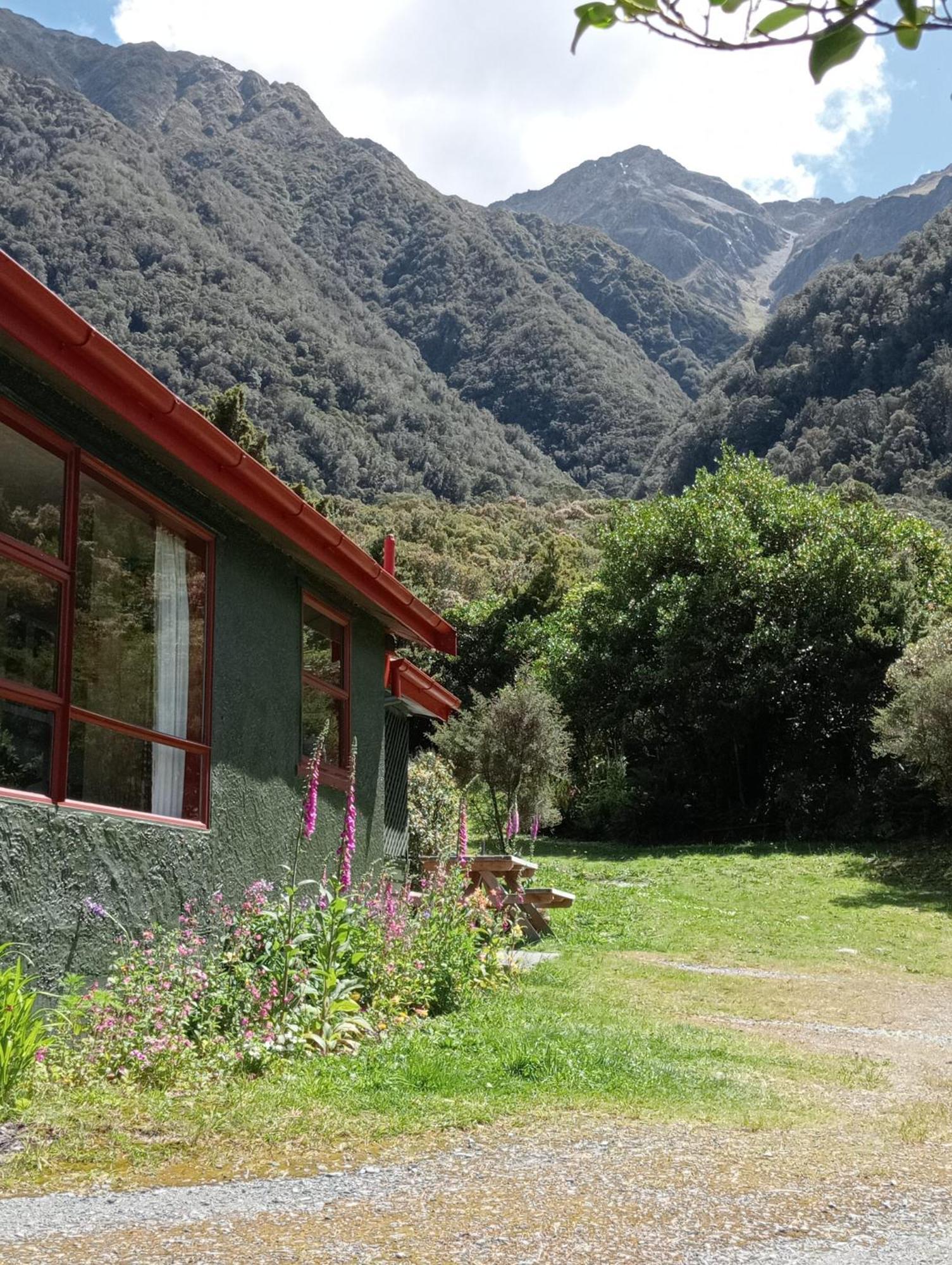 Rata Lodge Accommodation Otira Exterior foto